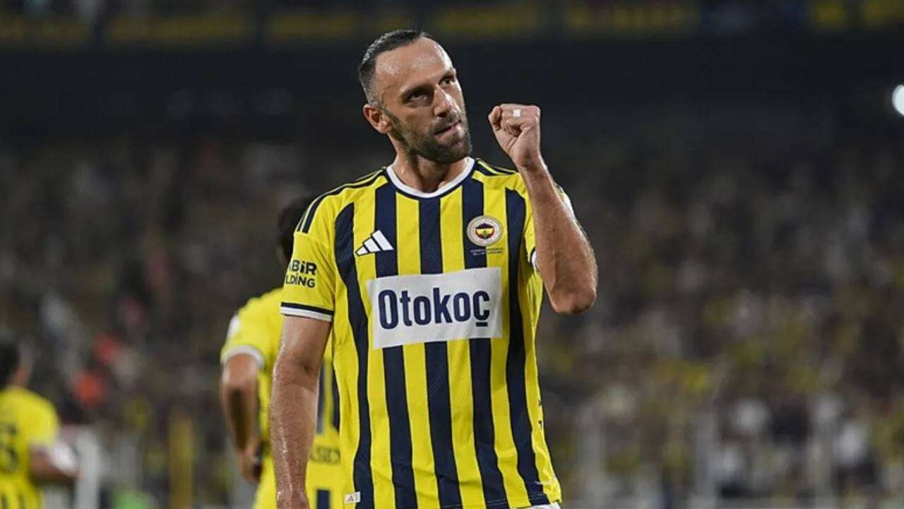 Fenerbahçe’de İsmail Kartal’dan Vedat Muriç kararı: Daha attığı imza kurumamıştı! 2